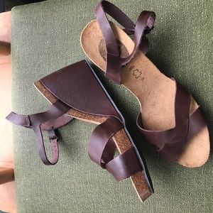 BRAND NEW Dark Brown Leather Wedge Made in Spain